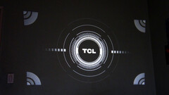 The TCL C1 automatically focuses using an image of radiating lines. (Image source: Notebookcheck)