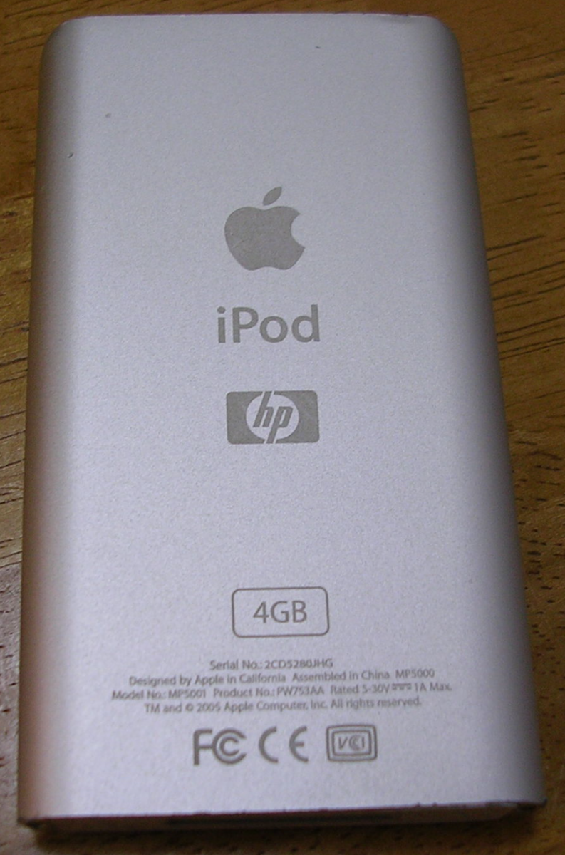 HP to officially resell Apple products News