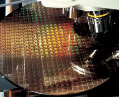 The 3 nm fabrication process will replace the current FinFET semiconductors with the next gen MCBFET ones. (Source: Fudzilla)