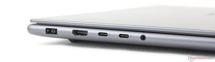 Left: AC adapter, HDMI 2.1, 2x USB-C Thunderbolt 4 w/ DisplayPort 2.1 + Power Delivery, 3.5 mm headset