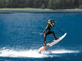 The Cyrusher Thunders e-surfboard has a 10 kW peak power motor. (Image source: Cyrusher)