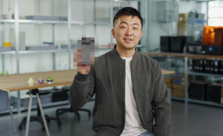 Nothing boss Carl Pei shows the pixelated Nothing Phone (3) (Image source: Google)