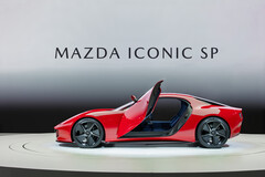 Passenger and driver enter the Mazda Iconic SP via upswept doors. (Image source: Mazda)