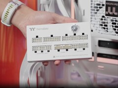 The Dock module of the Thermaltake Dockpower FI PSU.