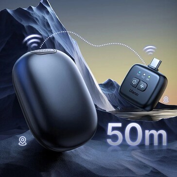 The Ulanzi A30 microphones operate wirelessly up to 50 meters from the receiver during outdoor vlogging. (Image source: Ulanzi)