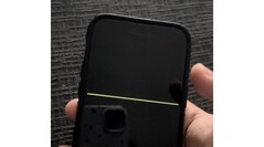 An apparently defective 14 Pro Max. (Source: u/1LastOutlaw via Reddit)