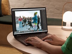 HP Spectre x360 16 will integrate an &quot;intelligent&quot; 5 MP webcam that can follow you around the room (Source: HP)