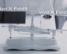 Vivo verspricht nicht nur eine ultraleichte sondern auch eine robustere X Fold 5 Alternative zum Samsung Galaxy Z Fold 7. (Bildquelle: Vivo)