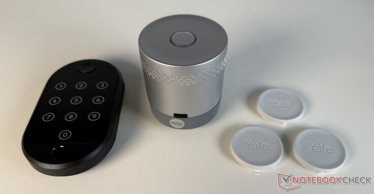 Yale Smart Keypad 2 - Fingerprint (left), Yale Linus Smart Lock L2 Lite (center) and Yale Dot 3-pack (right)