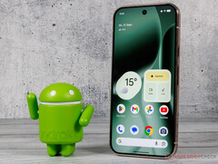 The Pixel 10 Pro is one of three Pixel smartphones furnished with display improvements in this month&#039;s stable update. (Image source: Notebookcheck)
