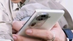 A &quot;Reno11&quot; smartphone in the wild(?). (Source: Digital Chat Station via Weibo)