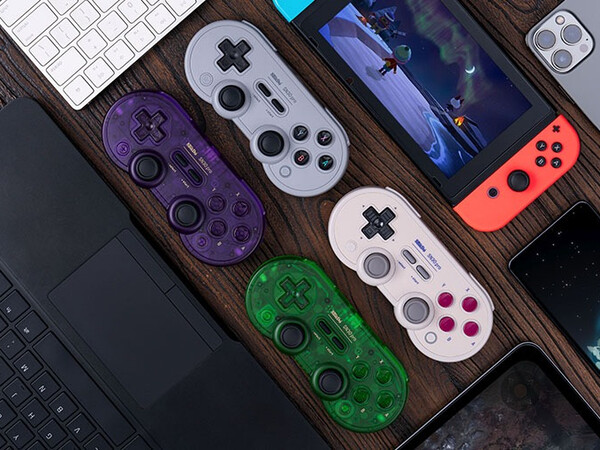 The 8BitDo SN30 Pro Bluetooth controller is available four colors, two of which have a translucent design. (Image source: 8BitDo)