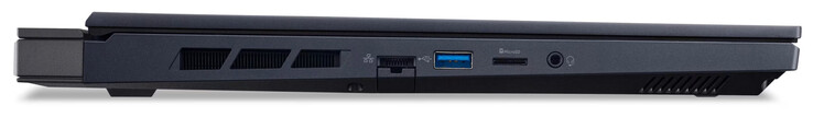 Left side: Gigabit Ethernet (2.5 Gbit/s), USB 3.2 Gen 1 (USB-A), microSD storage card reader, audio combo port