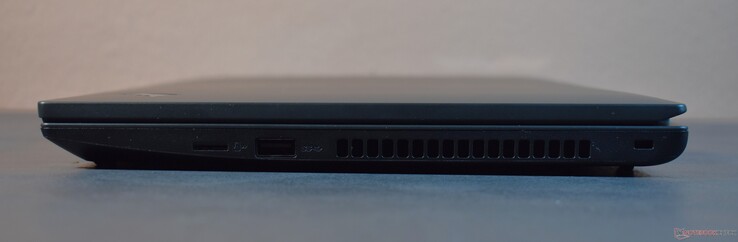 right: microSD, USB A 3.2 Gen 1, Kensington lock slot