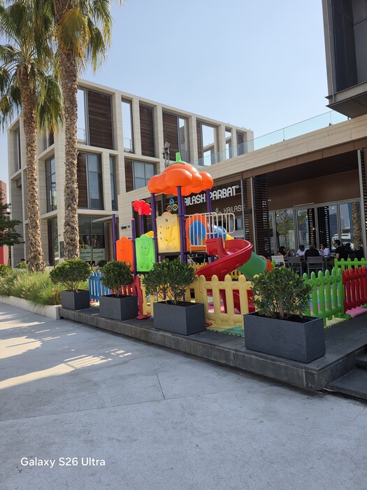 A 24 MP photo captured with the Galaxy S26 Ultra, available in full resolution.