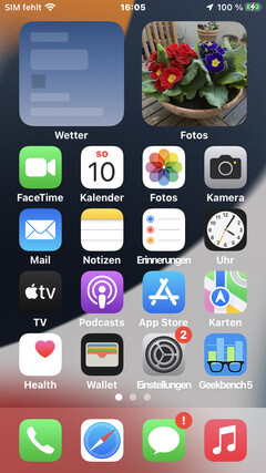 Apple Iphone Se 22 Smartphone Review Affordable Iphone Dwarf With 5g And Retro Charm Notebookcheck Net Reviews Apple Iphone Se 22 Smartphone Review Affordable Iphone Dwarf With 5g And Retro Charm Notebookcheck Net Reviews