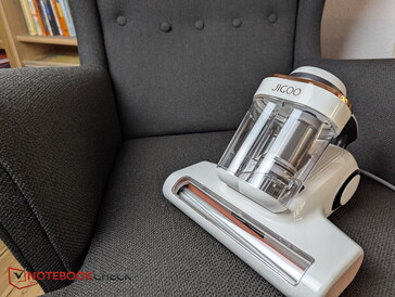 The test armchair with removable seat cushion