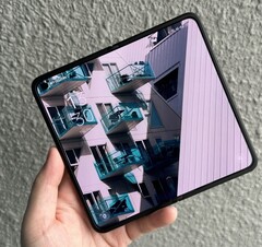 The iPhone foldable could adopt a distinct display ratio. Pictured - Oppo Find N2 (Image Source: Andrew Cheng, Nextrift)