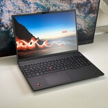 Lenovo Yoga Slim 7 Carbon 13IAP7-82U9005FGE - Notebookcheck
