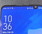 Asus ZenFone 6 with a right lateral notch. (Source: HDBlog)