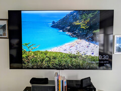 There's no need to invest in a Samsung Frame, or hand over your memories to Google, when you can stream photos directly from your NAS to your Android device. (Image Source: Notebookcheck)