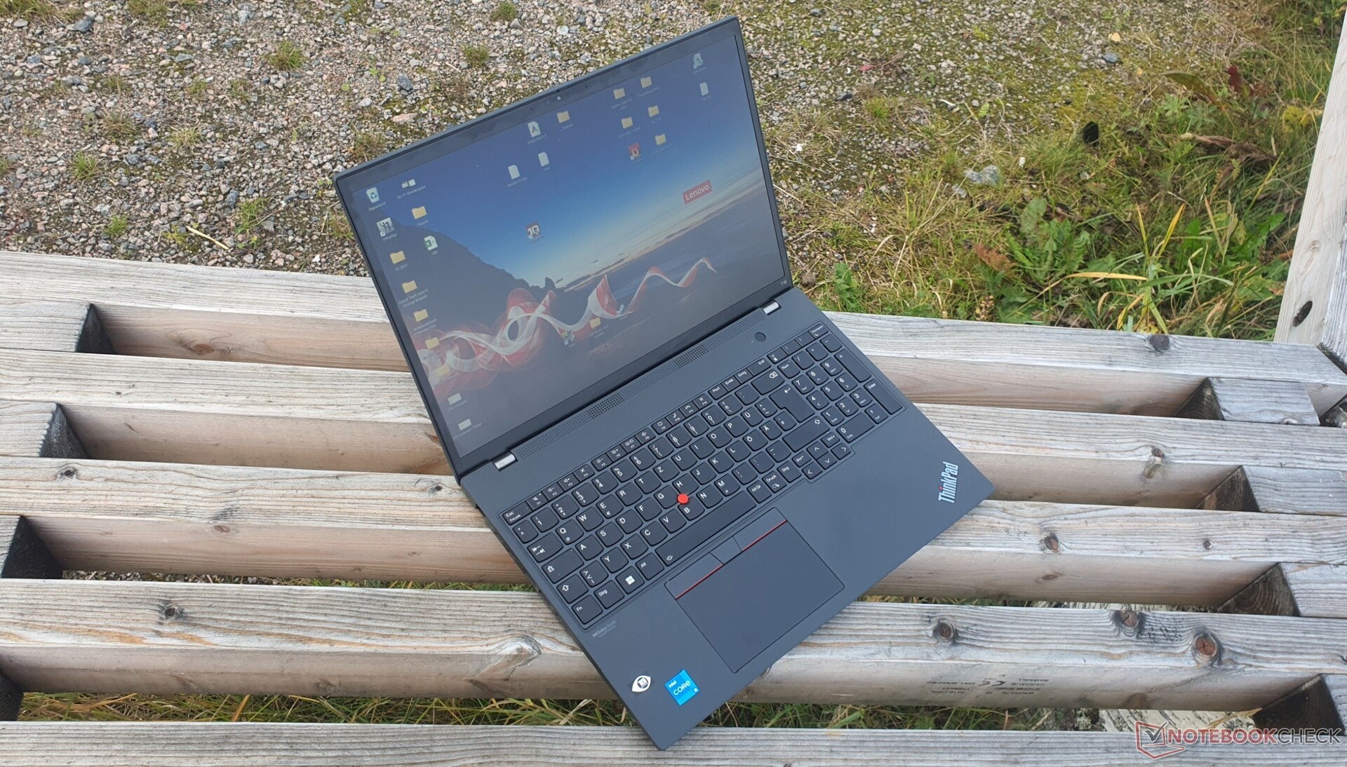 Lenovo ThinkPad T16 G1 Intel laptop review 16inch marathon runner