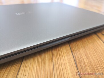 Laptops like the LG Gram or Zephyrus GU502 series have a notch on the front to make it easier to open the lid