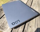 The Lenovo LOQ 16IRH8. (Image source: Darryl Linington - Notebookcheck)