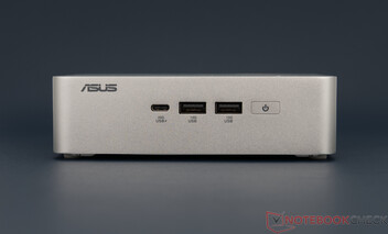 Asus NUC 15 Pro+ - Connections on the front