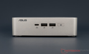 Asus NUC 15 Pro+ - Connections on the front