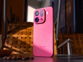 The gorgeous red Oppo Find X9 and Find X9 Pro is apparently only available via import (Image source: Weibo)