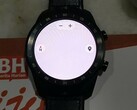 A Ticwatch Pro affected by the new Wear OS bug. (Source: Piunika Web)