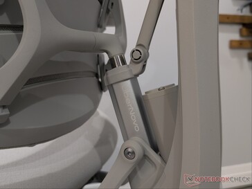 Hydraulic lumbar support mechanism.