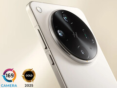 DxOMark has praised the Find X8 Ultra's overall camera performance. Pictured: the phone. (Image source: Oppo - edited)