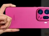 The Chinese variant of the Oppo Find X9 Pro will also come in this stylish red color (Image source: Weibo)