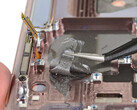 Samsung last used vapor chambers in the Galaxy Note 20 Ultra. (Image source: iFixit)