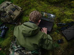 The new Asus ProArt PX13 contains a few design tweaks over last year's model. (Image source: Asus)