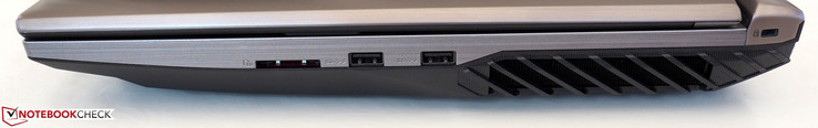 Right side: card reader, 2x USB-A 3.0, Kensington lock
