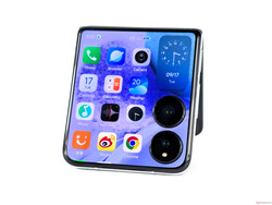 Testing the Xiaomi Mix Flip. Test unit provided by TradingShenzhen