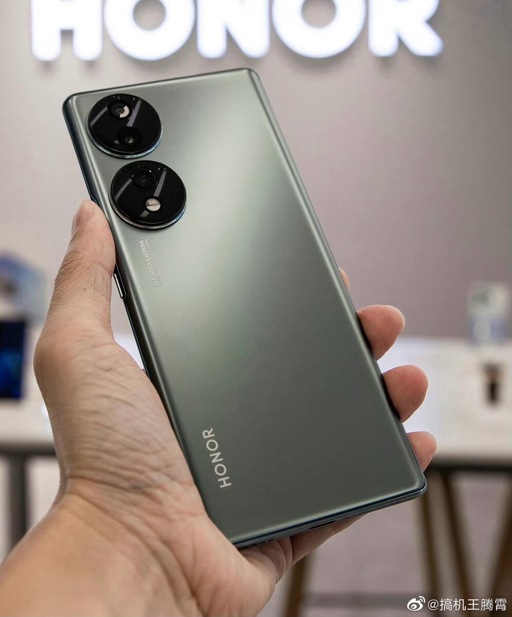Honor 70 and 70 Pro design is revealed in full thanks to new online and offline retail leaks - NotebookCheck.net News