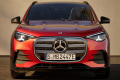 The new Mercedes GLA launches as an electric vehicle with 800-volt technology, but charging at 400-volt fast-charging stations requires an optional DC booster.