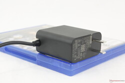 65 W USB-C adapter