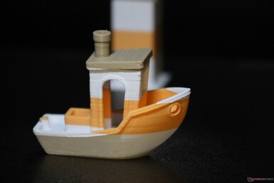 Such prints can also be produced effectively using 3D printers with a single nozzle.