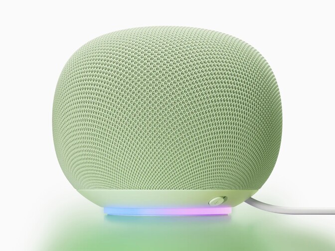 Early Google Home Speaker unboxing reveals one design flaw