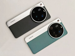 The Xiaomi 15 Ultra has already got into the hands of some people in China. (Image source: via @heling1682002)