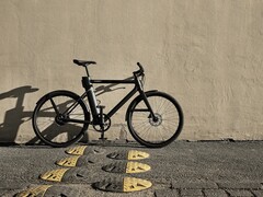 The Cowboy 3 e-bike has smart features such as Auto Unlock and Theft Detection. (Image source: Cowboy)