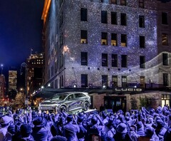 The Lucid Gravity. The carmaker will start regular deliveries of the SUV in April 2025 (Image source: Lucid)