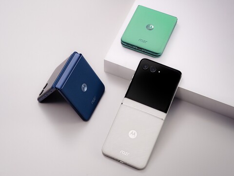 The Motorola Razr has a sturdier hinge and better protection against dust. (Image source: Motorola)