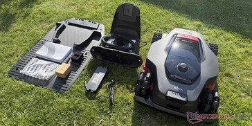 What’s Included with the Mova LiDAX Ultra AWD 1000