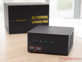 Minisforum EliteMini UM890 Pro with AMD Ryzen 9 8945HS. (Image source: Notebookcheck)